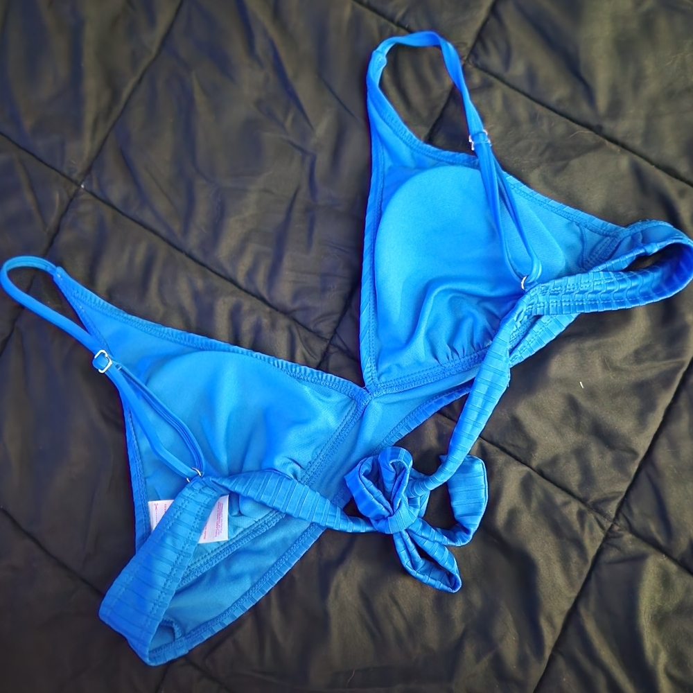 No Boundaries Blue Bikini Top - Picture 2 of 5